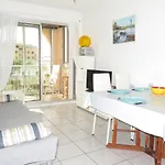 Appartement Lumineux 2P Avec Loggia Et Parking A Sete - Fr-1-338-70 公寓