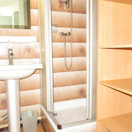 Sete, 2 Pieces, 4 Personnes - Fr-1-338-70 Apartman
