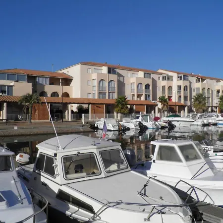 Appartement Lumineux 2P Avec Loggia Et Parking A Sete - Fr-1-338-70 アパート
